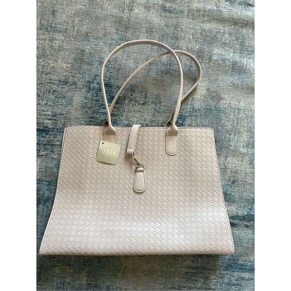 NWT! ULTA Beauty Pale Gray Faux Leather Tote Bag - Picture 1 of 7